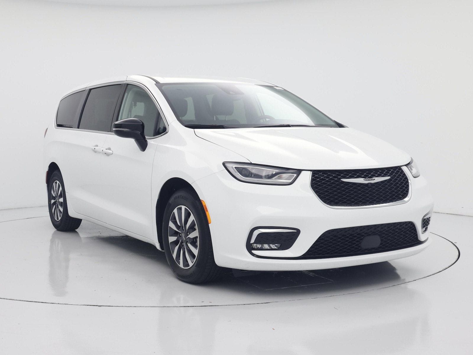 chrysler pacifica phev 2024 2C4RC1S72RR118326 image chrysler pacifica phev 2024 2C4RC1S72RR118326 image